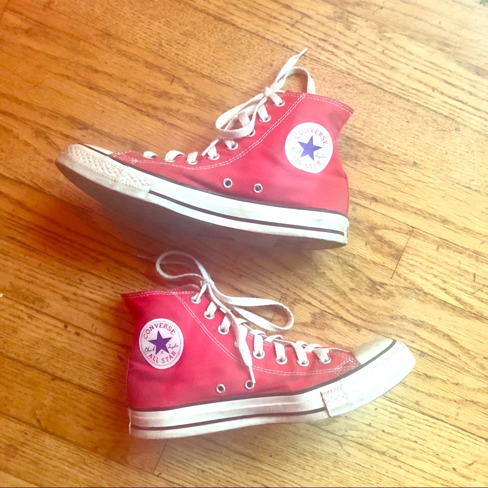 Red chuck taylor high-tops converse all stars 7